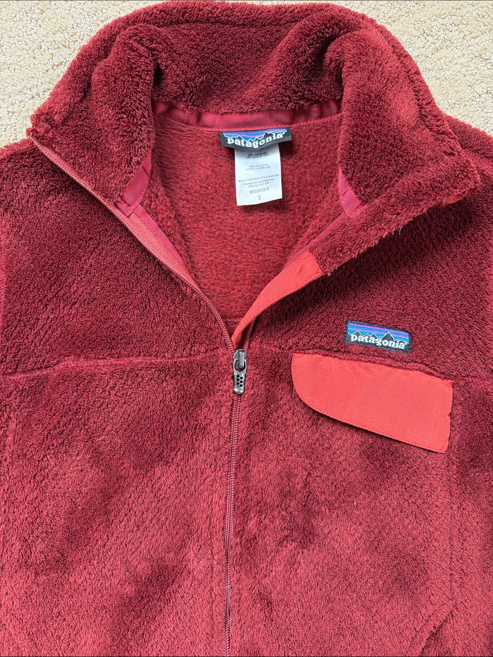 Patagonia Women’s Burgundy Zip-Front Fleece Pullover - Picture 3 of 6